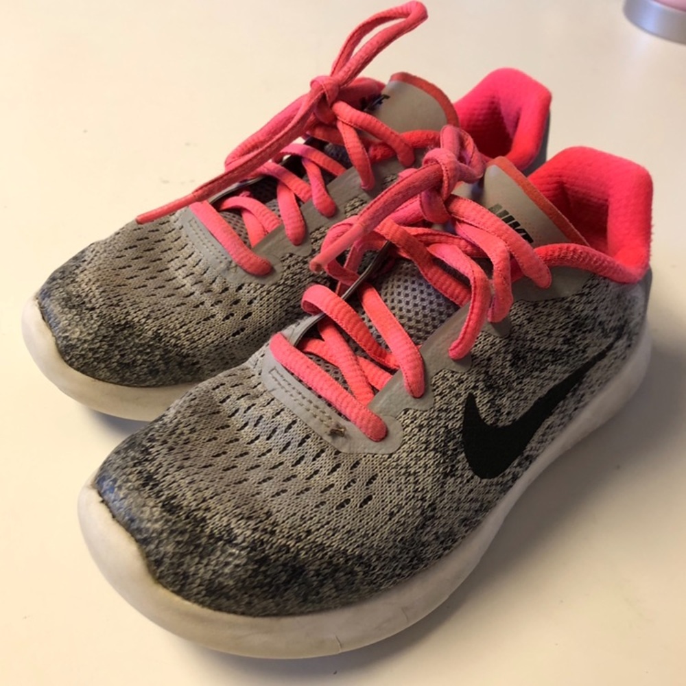 Girls Nike’s